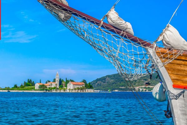 „Mediterranean Islands Conference (MIC - Vis 2020)“ - konferenciju organiziraju Institut društvenih znanosti Ivo Pilar i VERN'